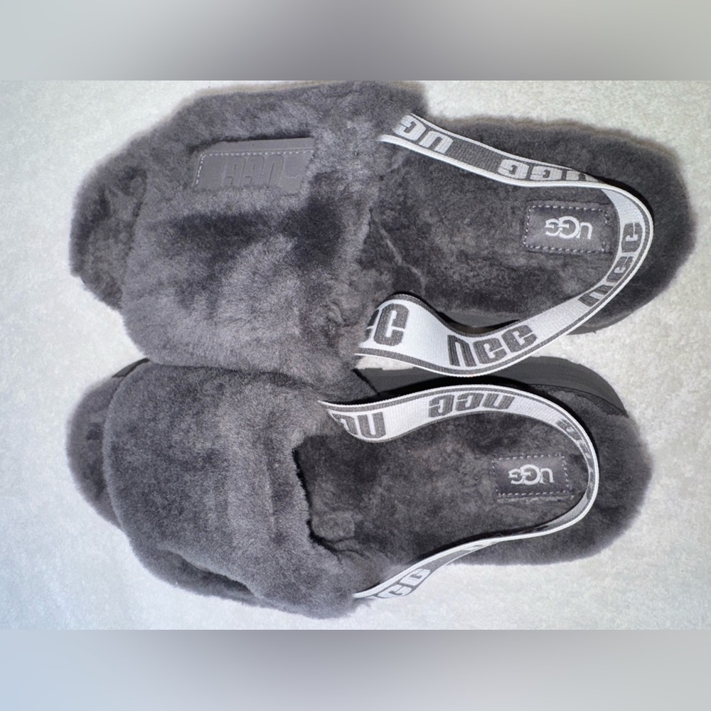 NWOT UGG Disco Slide Sandals Sheepskin Dark Grey Color Slipper - Picture 7 of 10